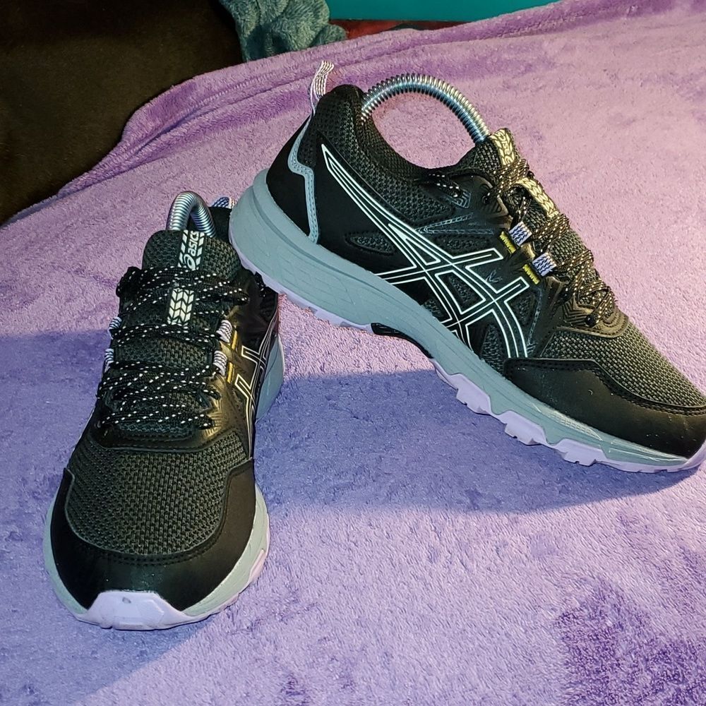 Asics Women's Gel-Venture 8 Trail‎ Running Shoes 1012A706 Size 7 Black Purple